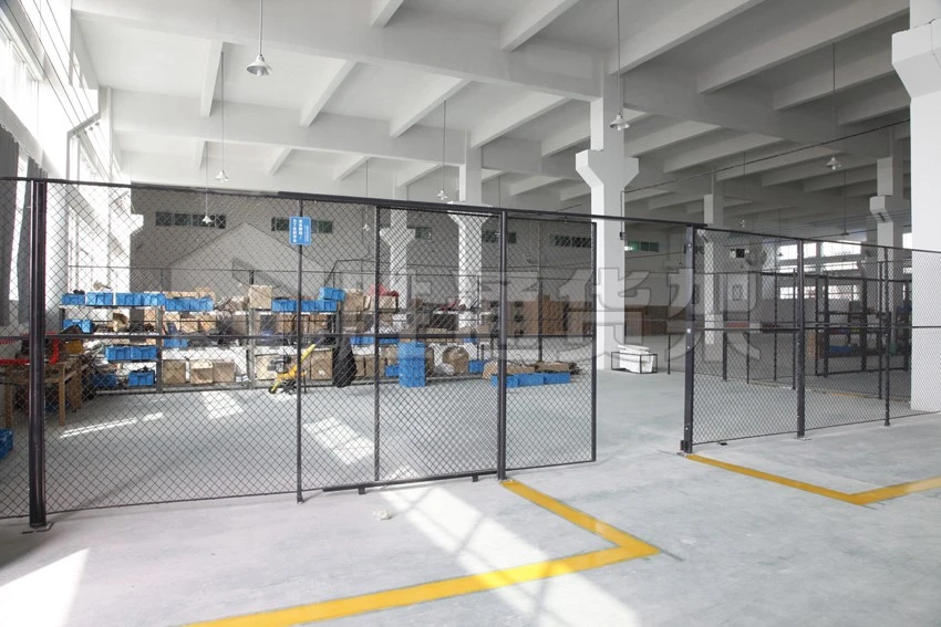 Warehouse Rack Metal Isolation Fence 1 Warehouse Rack Metal Isolation Fence 1