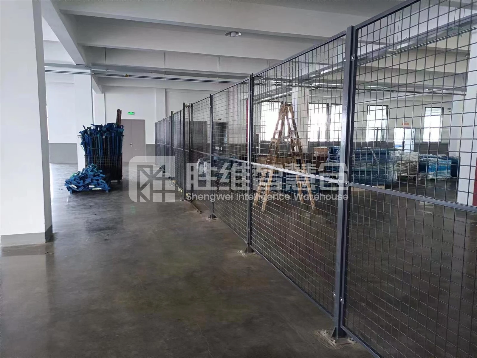 Warehouse Rack Metal Isolation Fence 01 Warehouse Rack Metal Isolation Fence 01